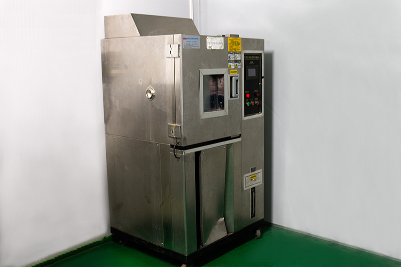 可程式恒溫恒濕實(shí)驗(yàn)機(jī)